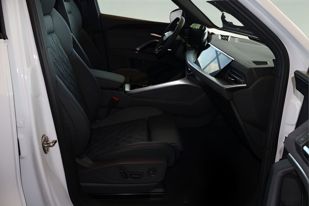 New 2026 Audi SQ5 Premium Plus AWD/4WD image 15