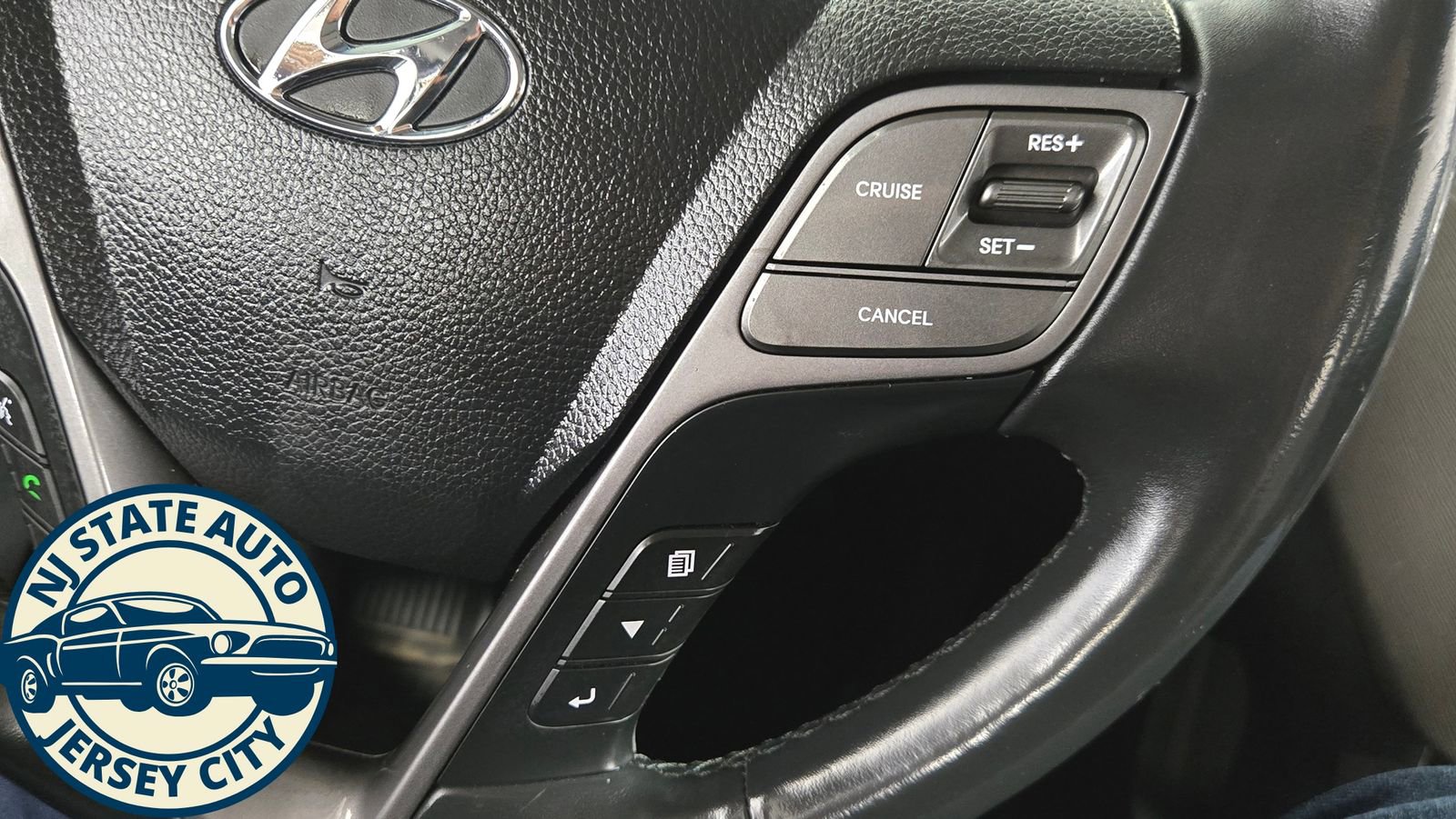 Used 2019 Hyundai Santa Fe XL AWD/4WD image 14