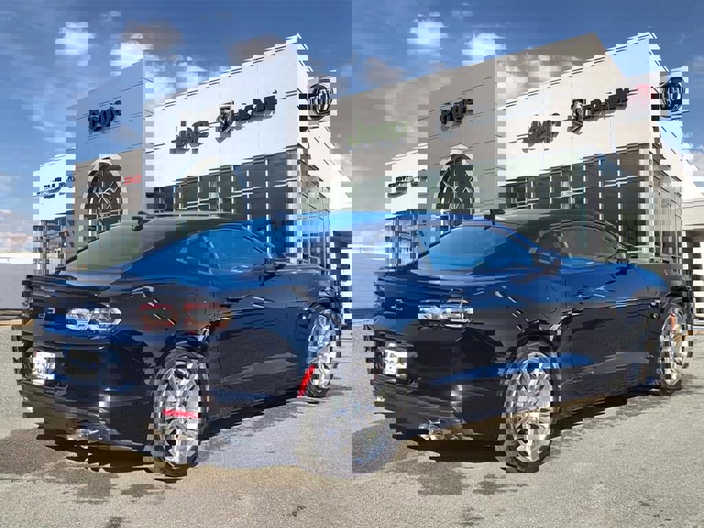 Used 2024 Chevrolet Camaro LT w/ RS Package image 2