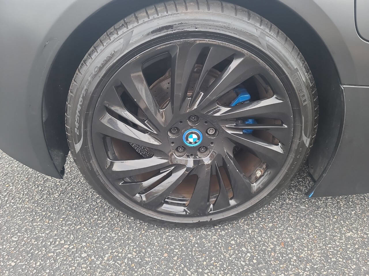 Used 2015 BMW i8 image 10