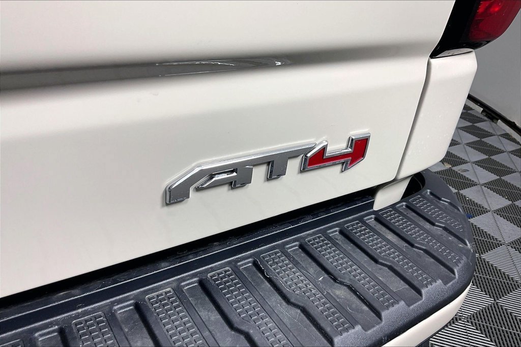 New 2026 GMC Sierra 1500 AT4 w/ AT4 Premium Package AWD/4WD image 10