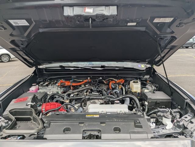 Used 2025 Toyota Tacoma TRD Pro AWD/4WD image 39