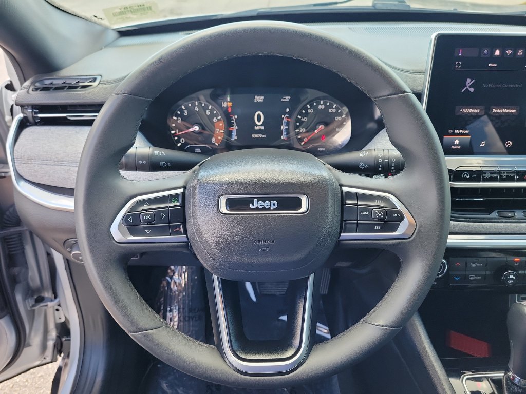 Used 2024 Jeep Compass Latitude AWD/4WD image 17