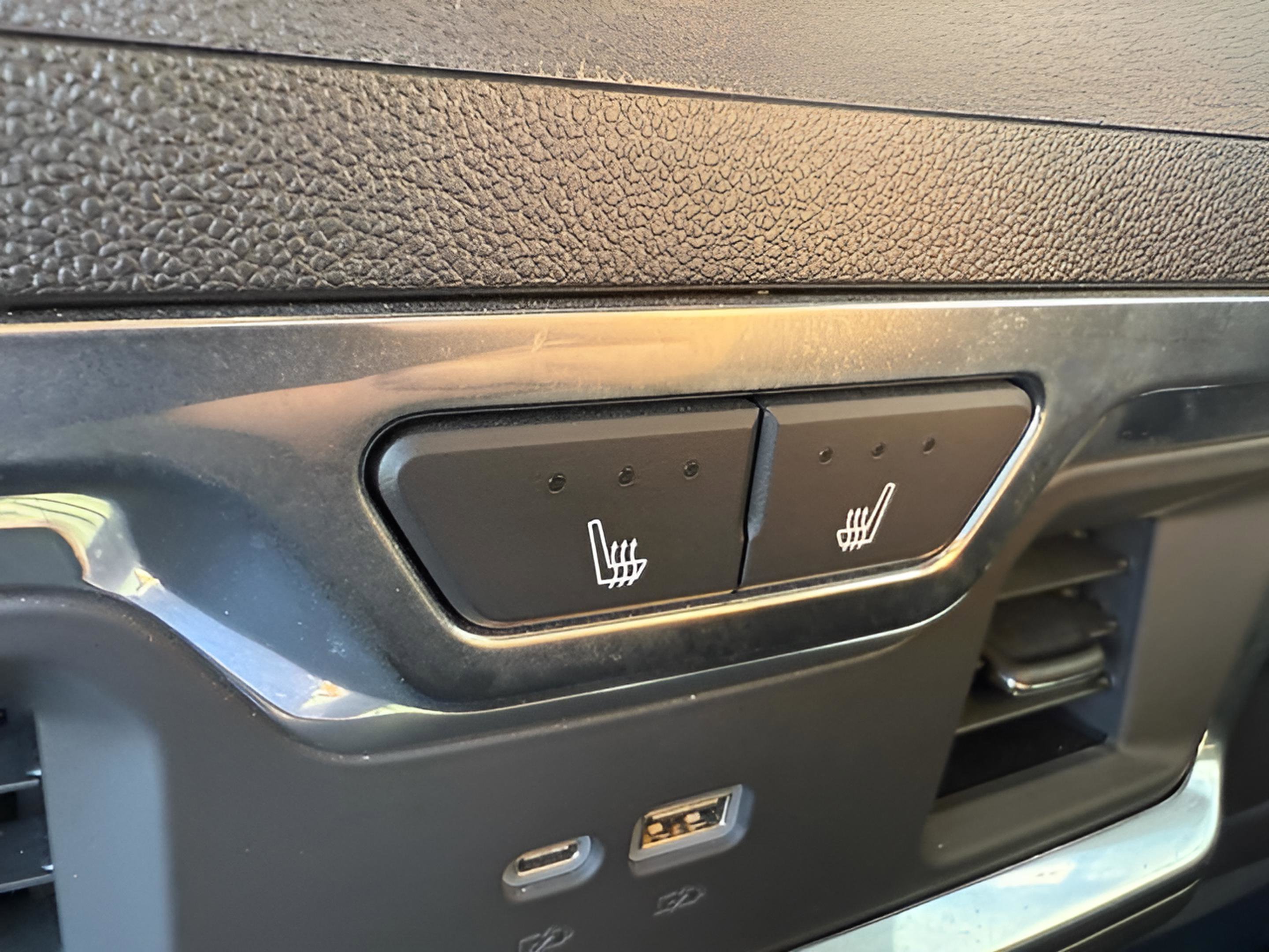 Certified 2024 Chevrolet Silverado 2500 High Country w/ High Country Premium Package image 10