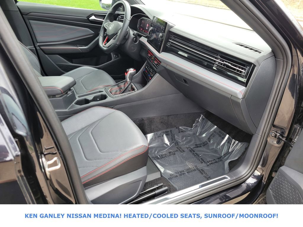 Used 2025 Volkswagen Jetta GLI Autobahn FWD image 54