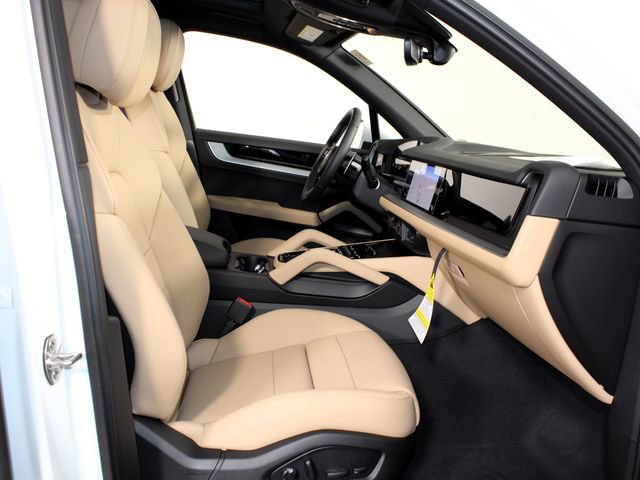 New 2026 Porsche Cayenne AWD/4WD image 22
