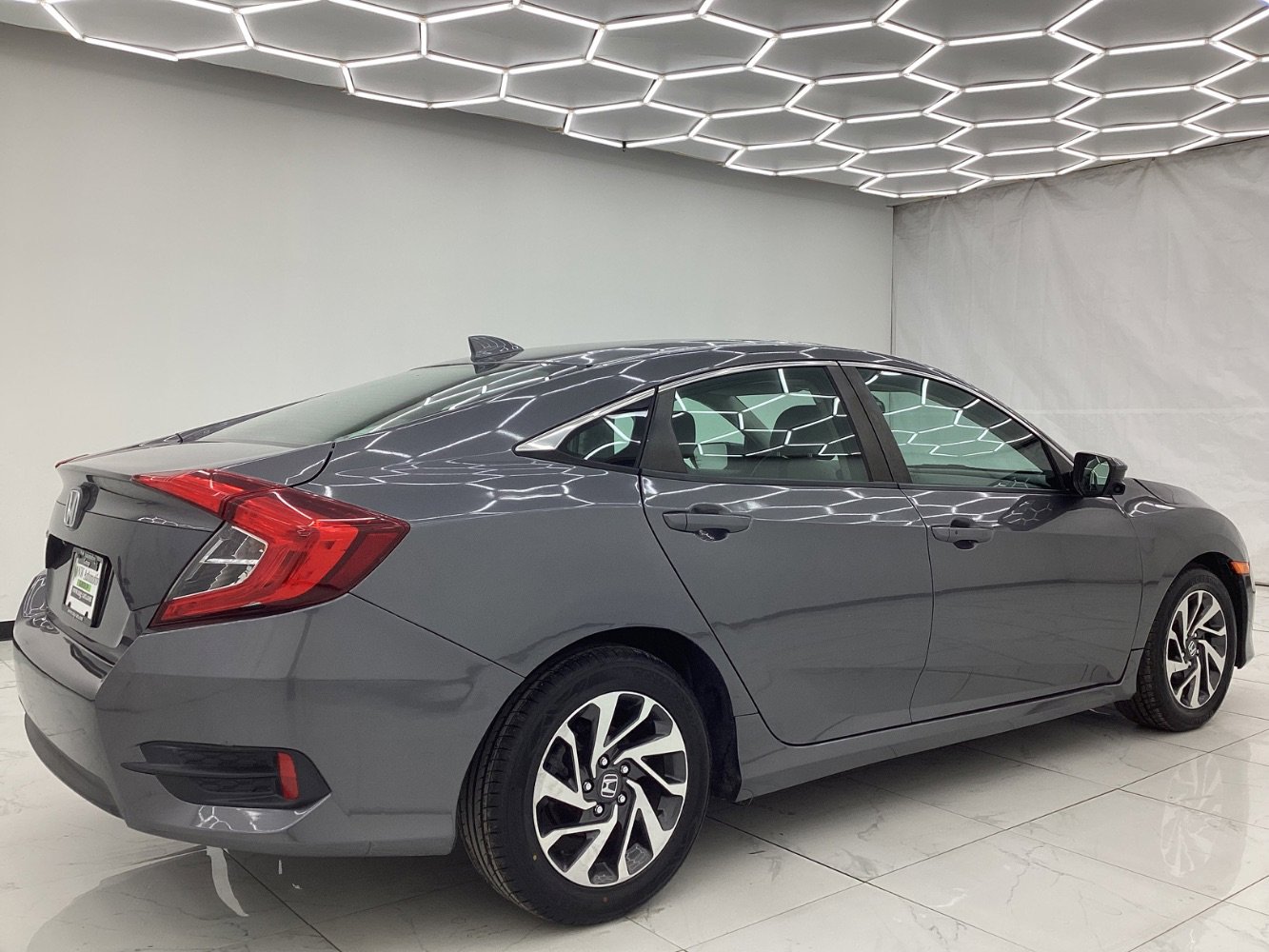 Used 2018 Honda Civic EX image 12