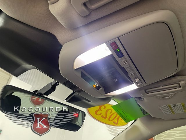 Used 2023 Subaru Forester Limited image 18