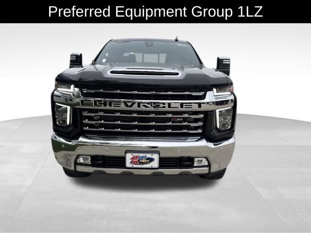 Used 2022 Chevrolet Silverado 2500 LTZ AWD/4WD image 2