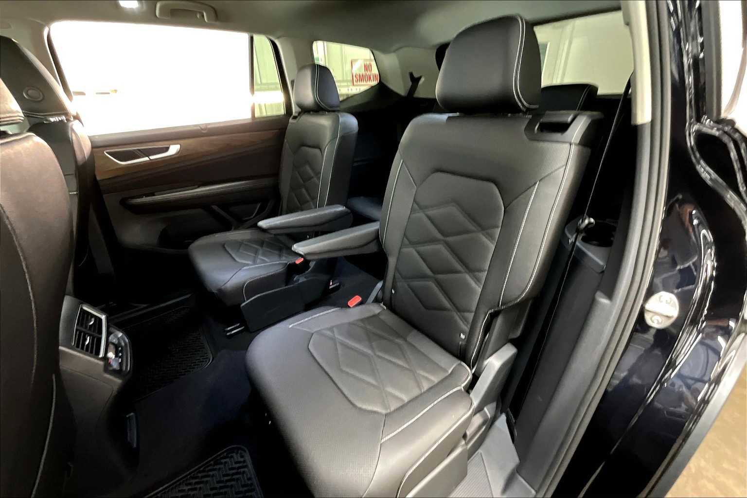 New 2026 Volkswagen Atlas SE image 12