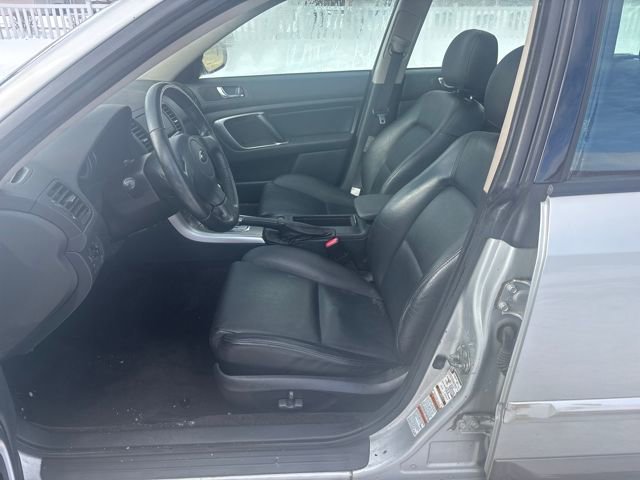 Used 2005 Subaru Outback 2.5i Limited image 9