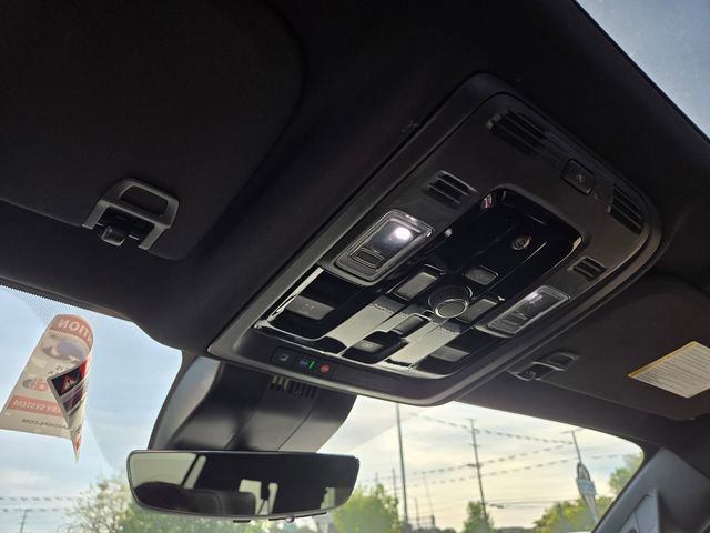 New 2026 GMC Yukon XL Denali w/ Denali Reserve Package image 17