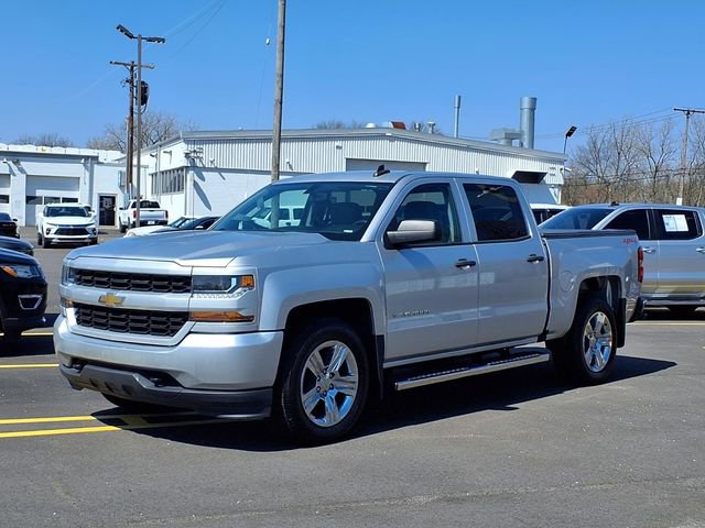 Used 2018 Chevrolet Silverado 1500 Custom w/ Custom Value Package image 1