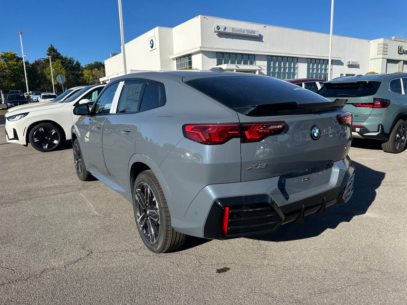 New 2026 BMW X2 xDrive28i w/ Technology Package image 8
