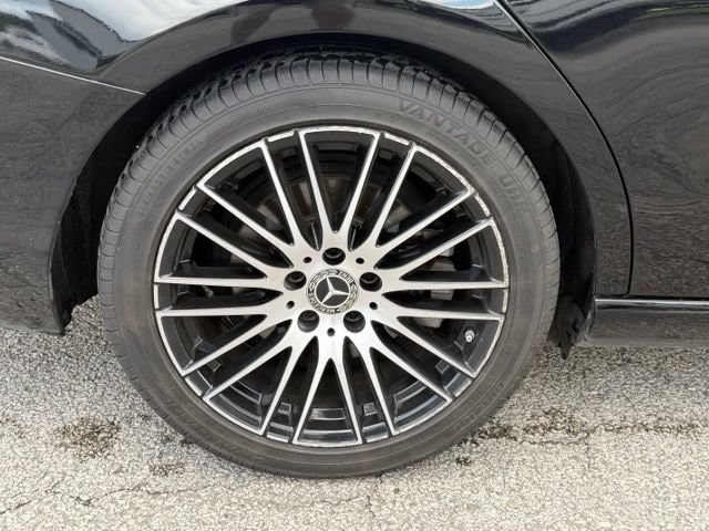 Used 2024 Mercedes-Benz C 300 Sedan image 10