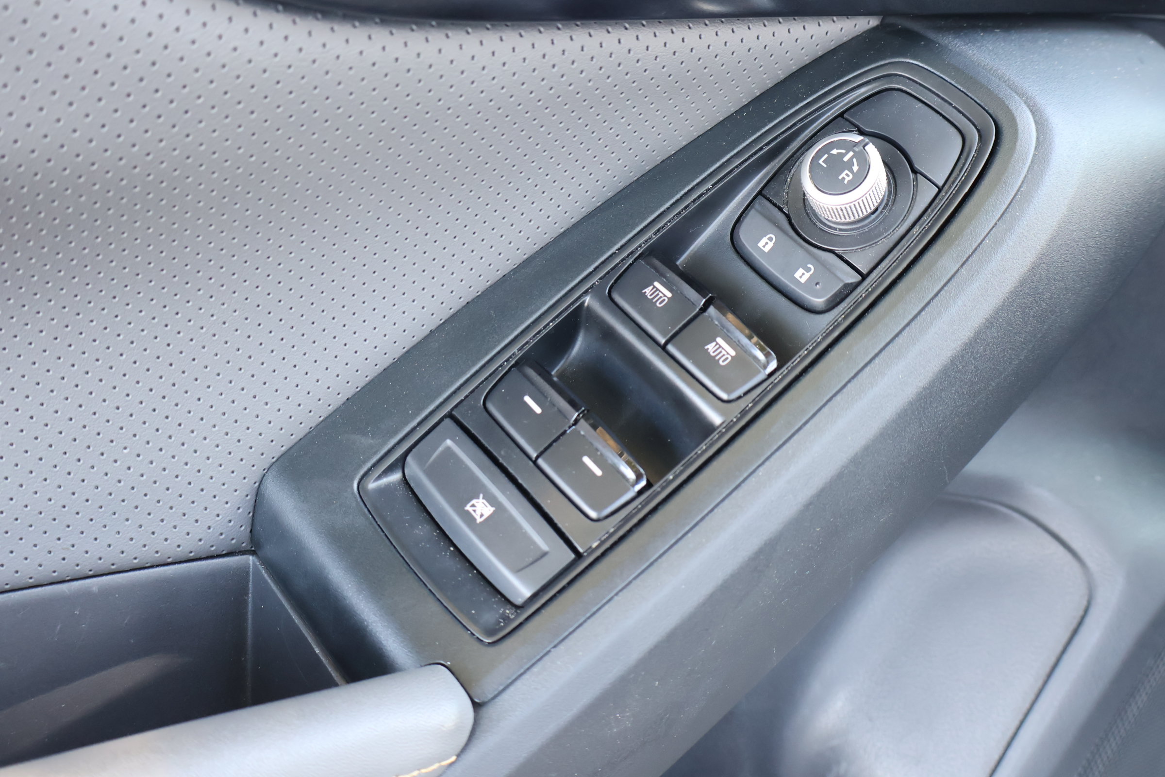 Used 2023 Subaru Crosstrek 2.5i Sport AWD/4WD image 16