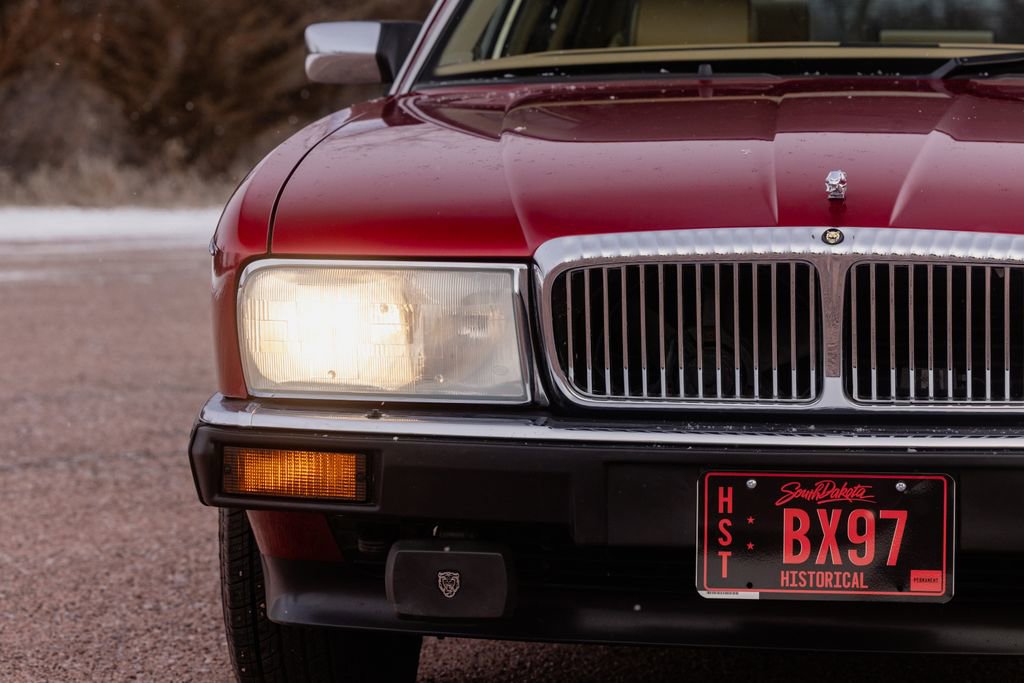 Used 1992 Jaguar XJ Vanden Plas image 40