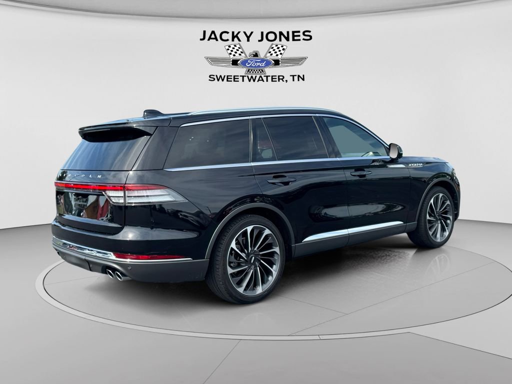 Used 2025 Lincoln Aviator Reserve w/ Equipment Group 201A AWD/4WD image 5