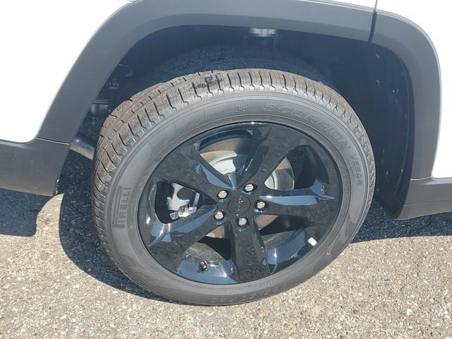 New 2026 Jeep Grand Cherokee L Limited w/ Limited Altitude Package AWD/4WD image 5