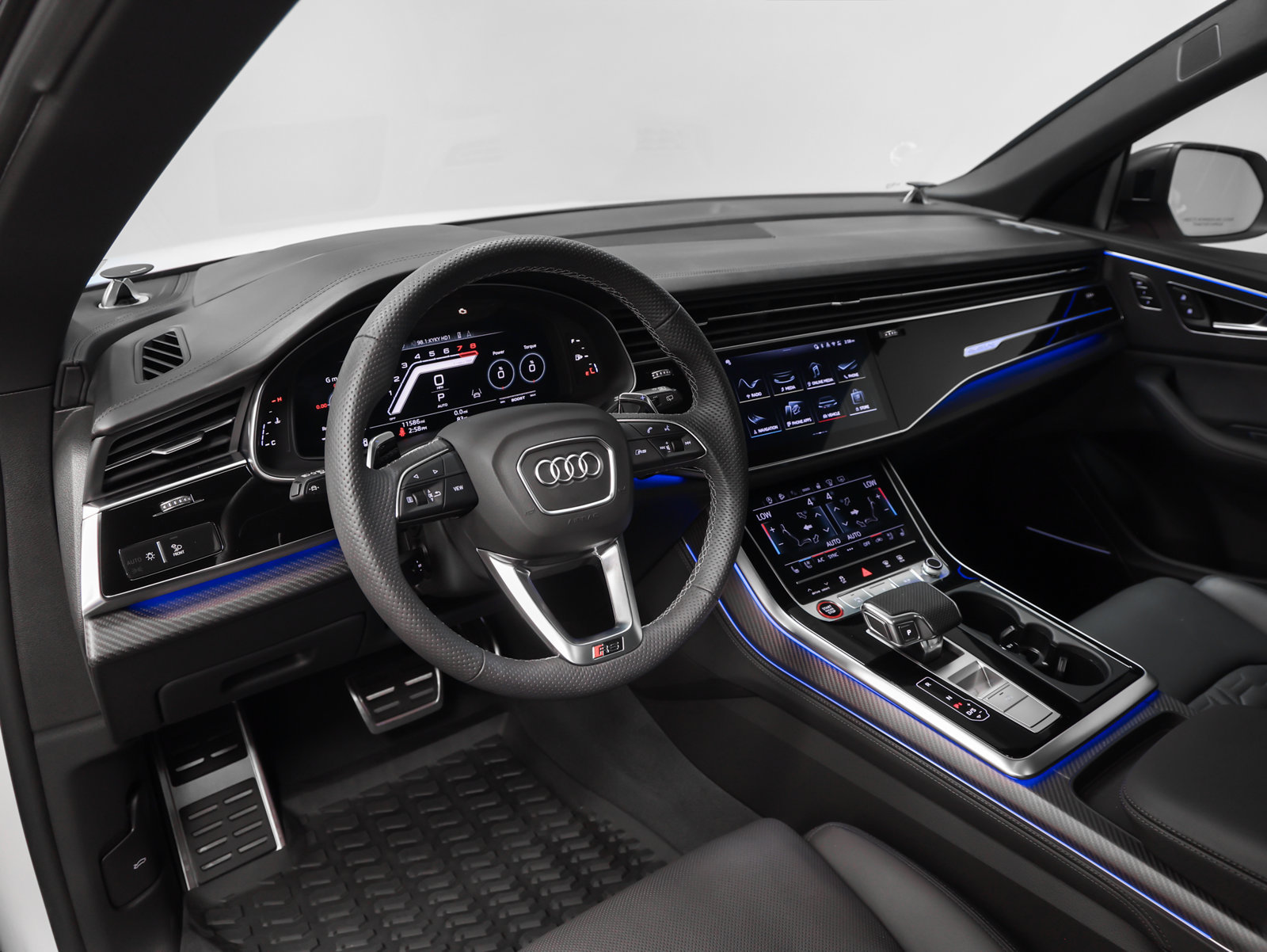 Used 2026 Audi RS Q8 performance AWD/4WD image 4