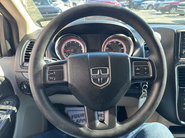 Certified 2019 Dodge Grand Caravan SE image 15
