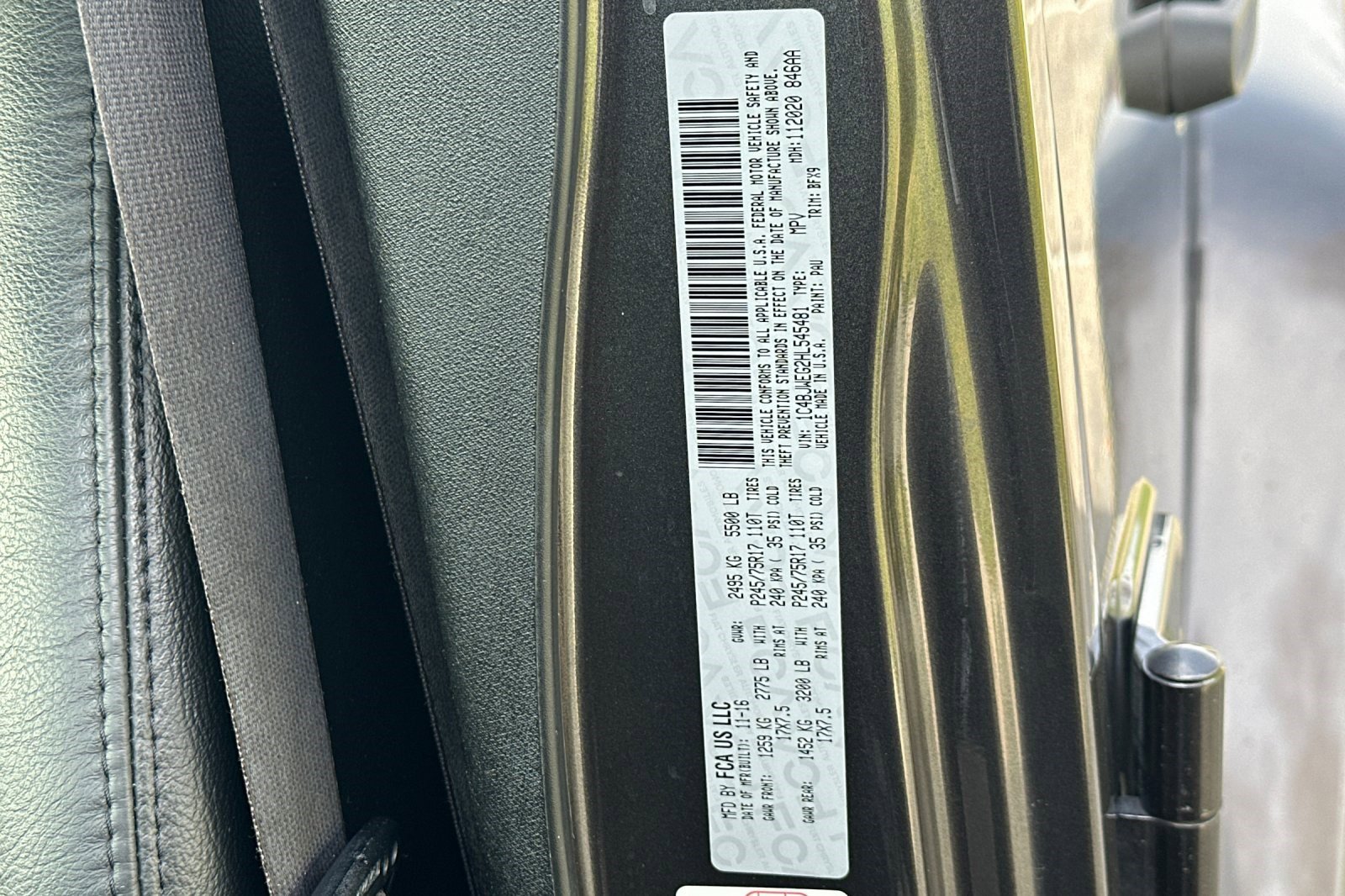 Used 2017 Jeep Wrangler 75th Anniversary image 39