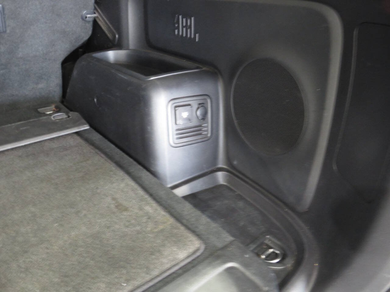 Used 2010 Toyota 4Runner Limited RWD image 17