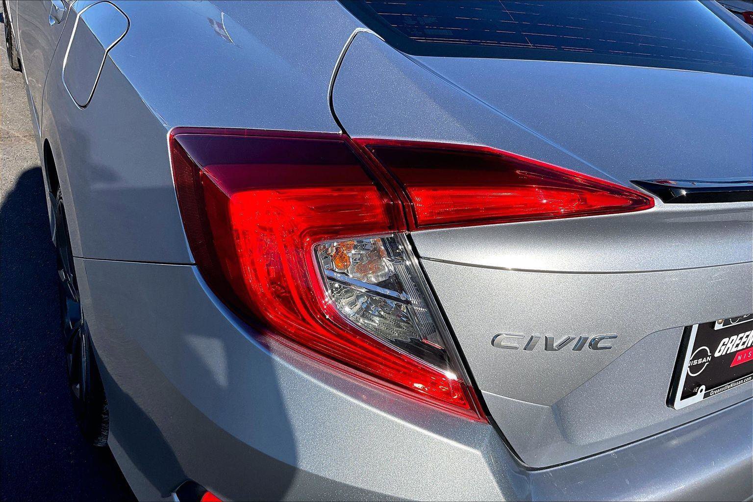 Used 2019 Honda Civic Sport image 29