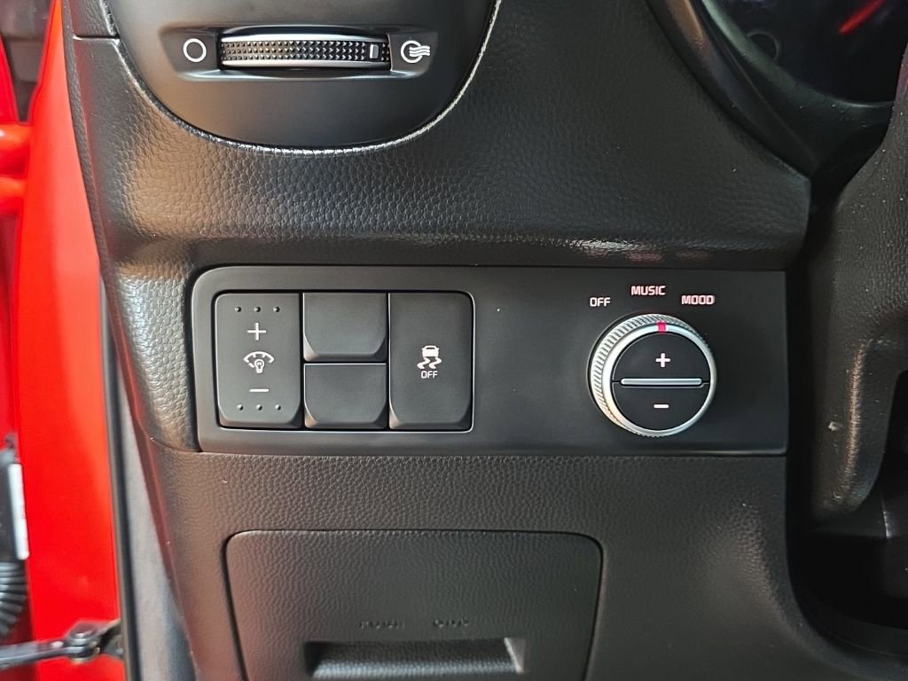 Used 2019 Kia Soul + w/ Audio Package image 23