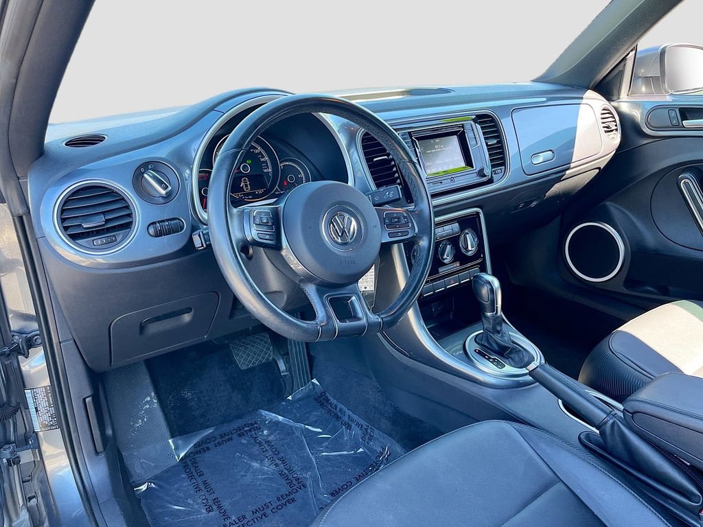 Used 2018 Volkswagen Beetle 2.0T S image 9