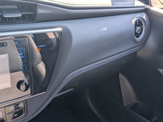 Used 2018 Toyota Corolla SE image 19