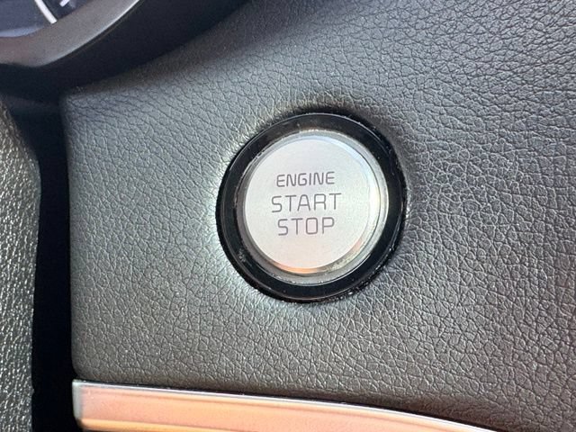 Used 2020 Kia Stinger GT-Line RWD image 19