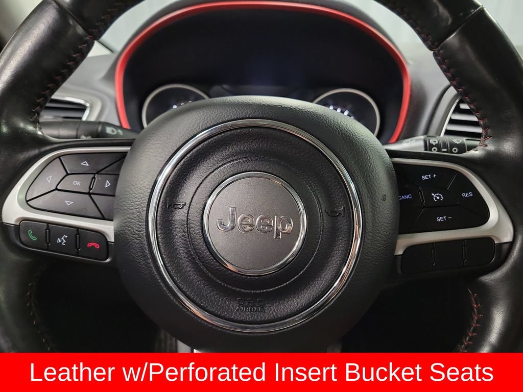 Used 2019 Jeep Compass Trailhawk w/ Leather Interior Group AWD/4WD image 16