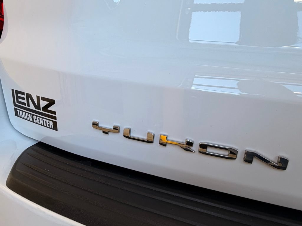 Used 2023 GMC Yukon Denali AWD/4WD image 9