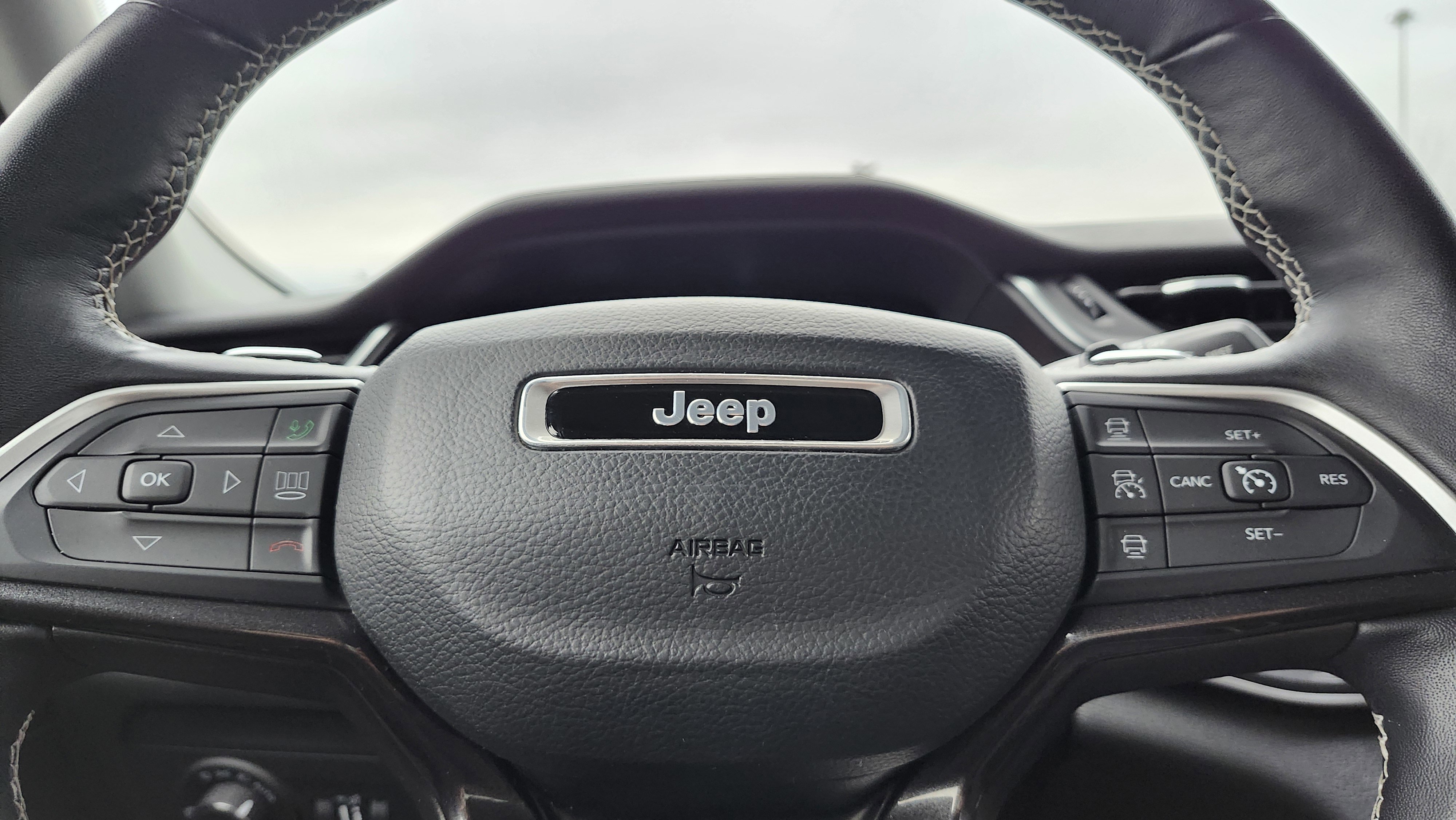 Used 2022 Jeep Grand Cherokee L Laredo w/ Luxury Tech Group I image 29