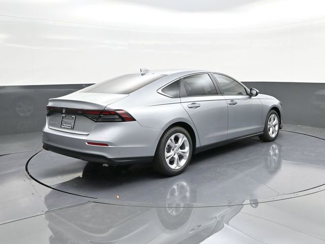 New 2025 Honda Accord LX image 4