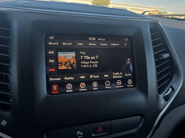 Used 2020 Jeep Cherokee Latitude Plus image 20