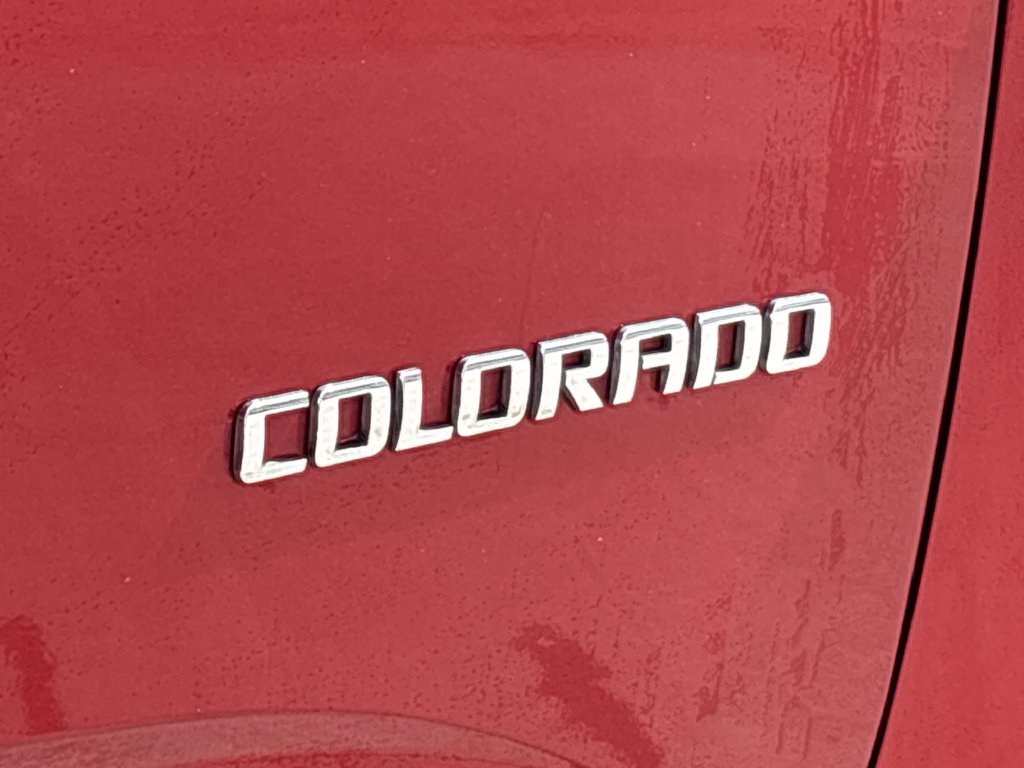 Used 2015 Chevrolet Colorado Z71 AWD/4WD image 40