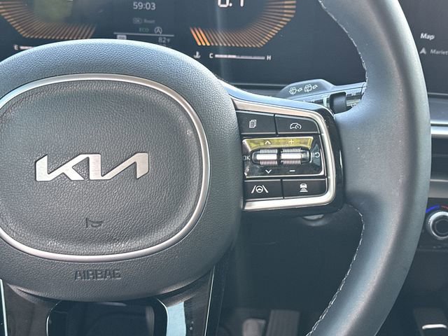 Used 2025 Kia Sorento S w/ Panoramic Sunroof Package FWD image 11