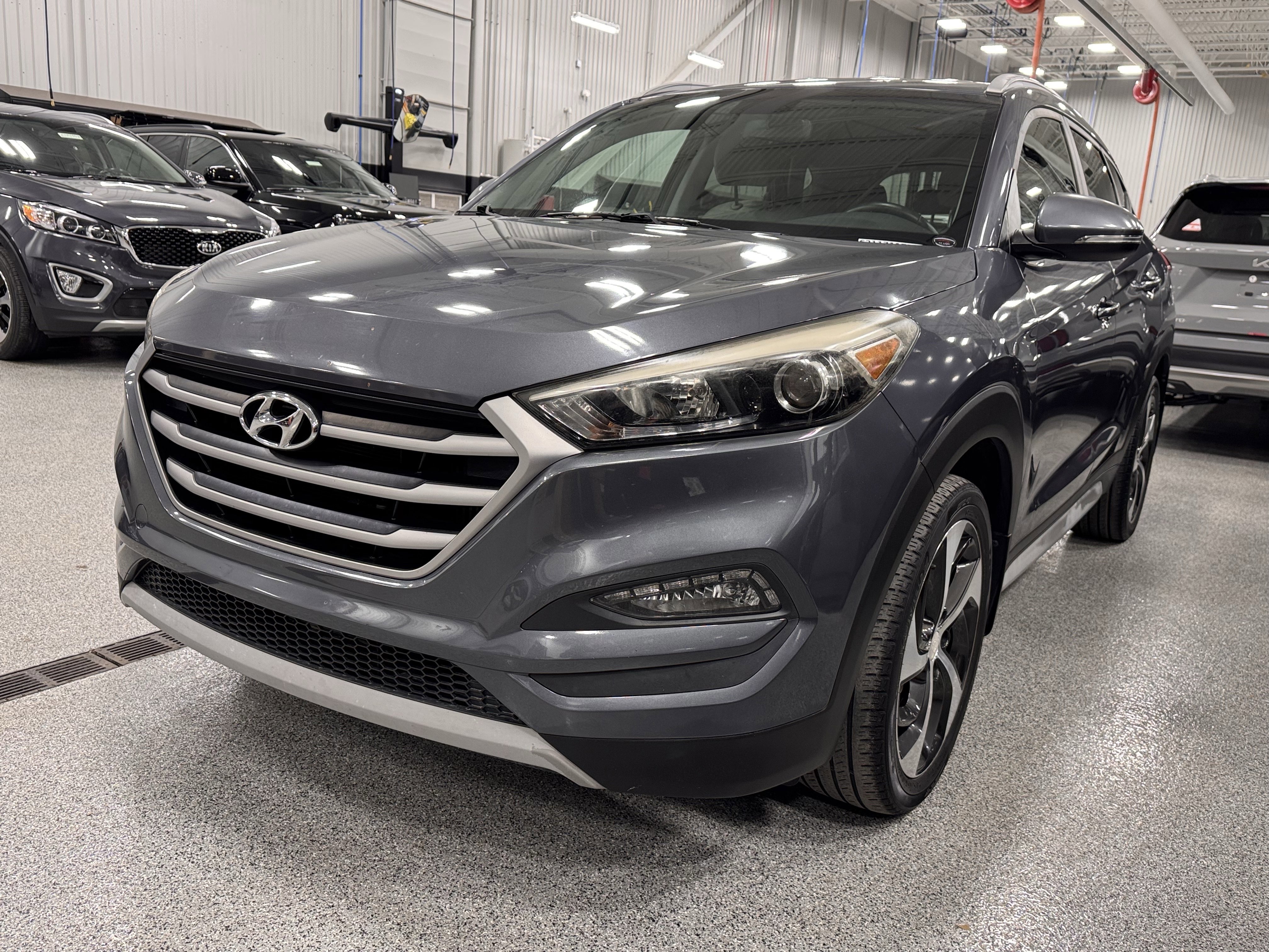 Used 2017 Hyundai Tucson Sport w/ Cargo Package image 30