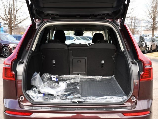 New 2026 Volvo XC60 B5 Plus w/ Protection Package Premier AWD/4WD image 29