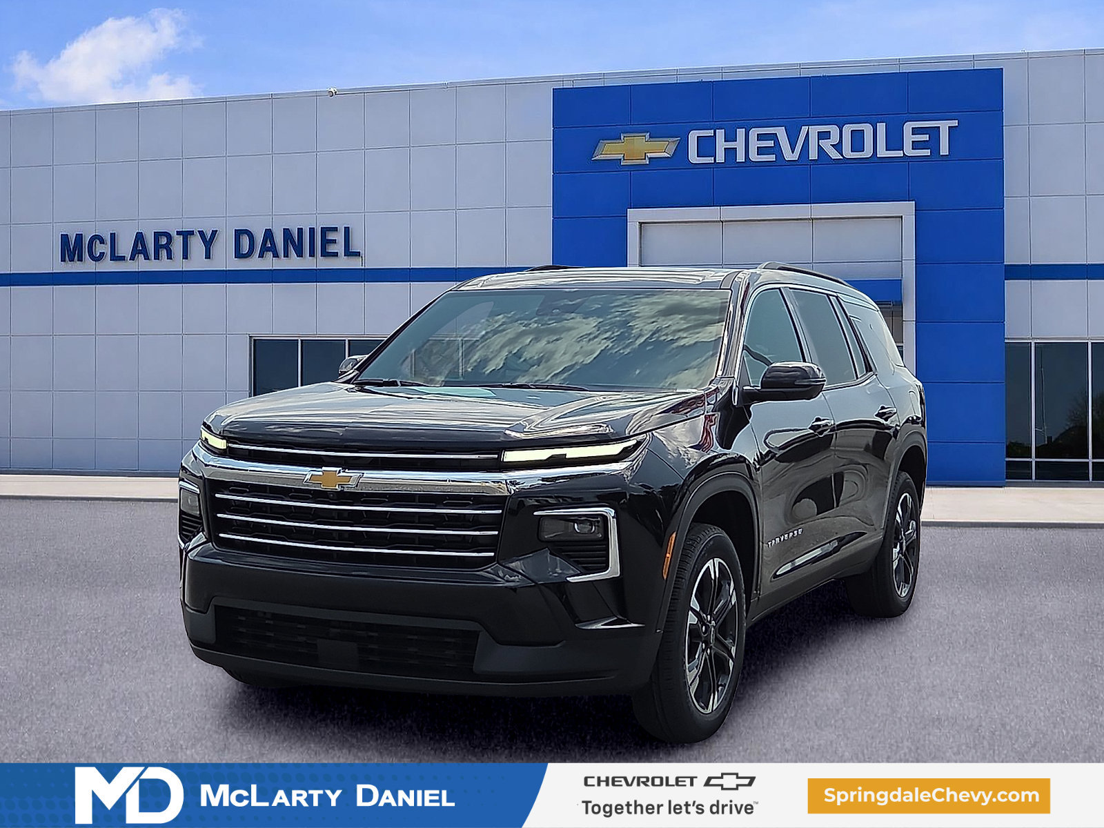 New 2027 Chevrolet Traverse LT w/ Sun and Wheel Package FWD image 2