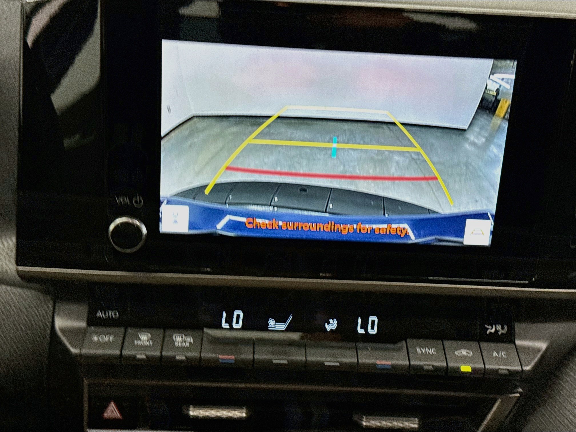 Used 2025 Toyota Camry SE FWD image 23