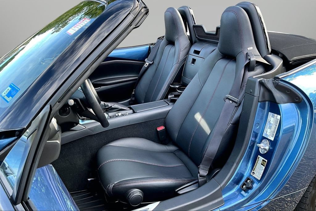 Used 2019 MAZDA MX-5 Miata Grand Touring RWD image 21