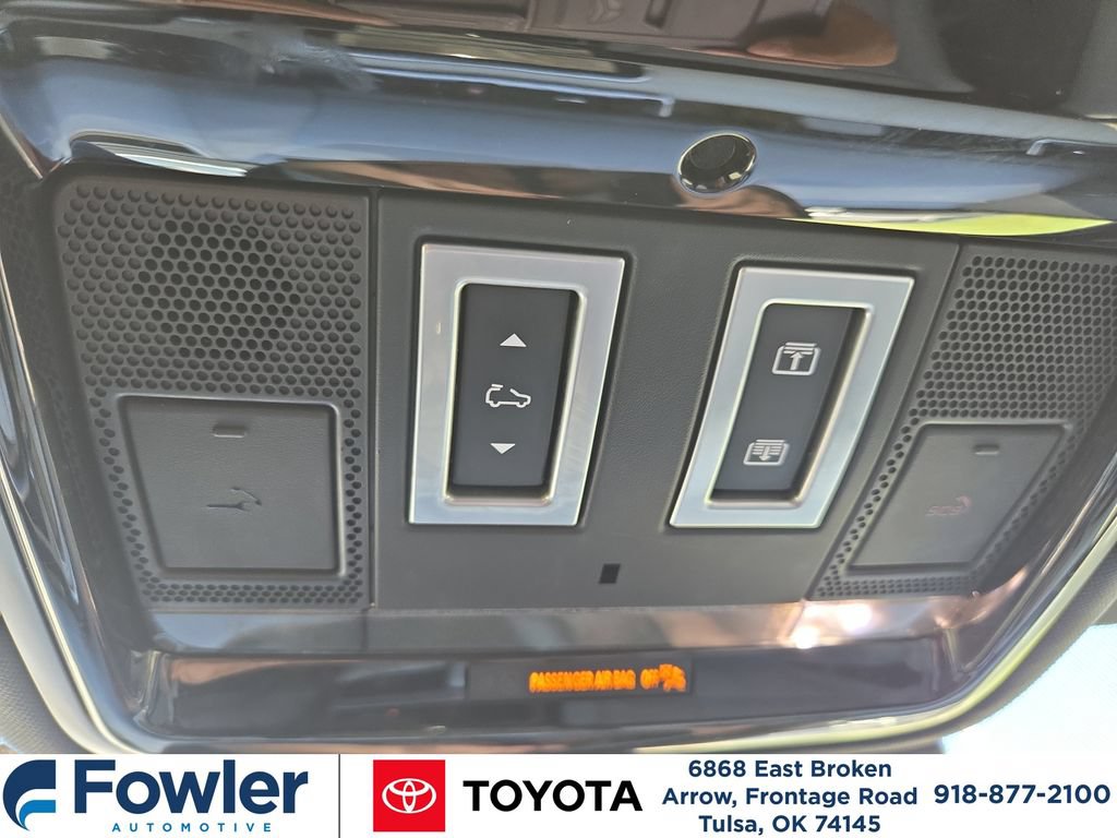 Used 2021 Land Rover Range Rover Velar R-Dynamic HSE AWD/4WD image 28