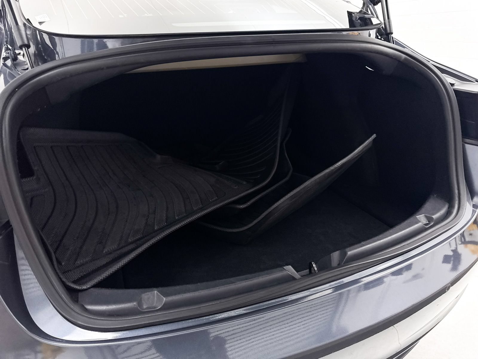Used 2019 Tesla Model 3 Mid Range RWD image 34