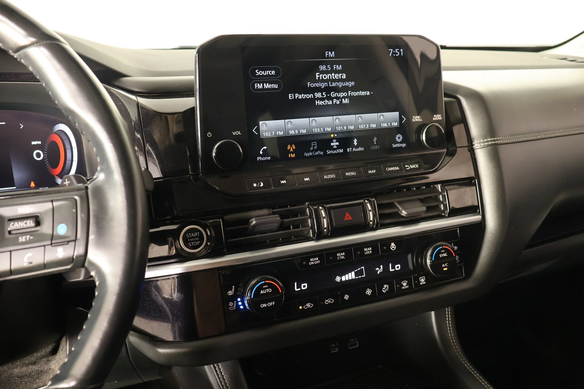 Used 2023 Nissan Pathfinder Platinum w/ Cargo Package FWD image 5