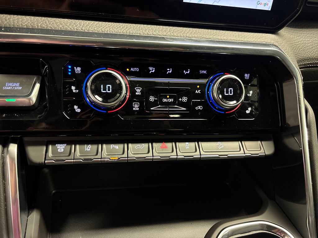 New 2025 GMC Sierra 2500 Denali w/ Denali Reserve Package image 36