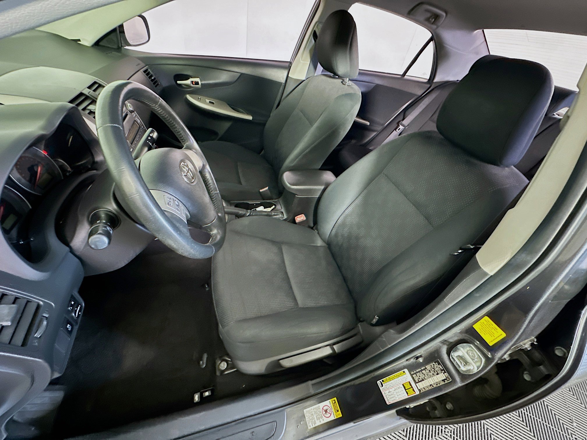 Used 2010 Toyota Corolla S FWD image 13