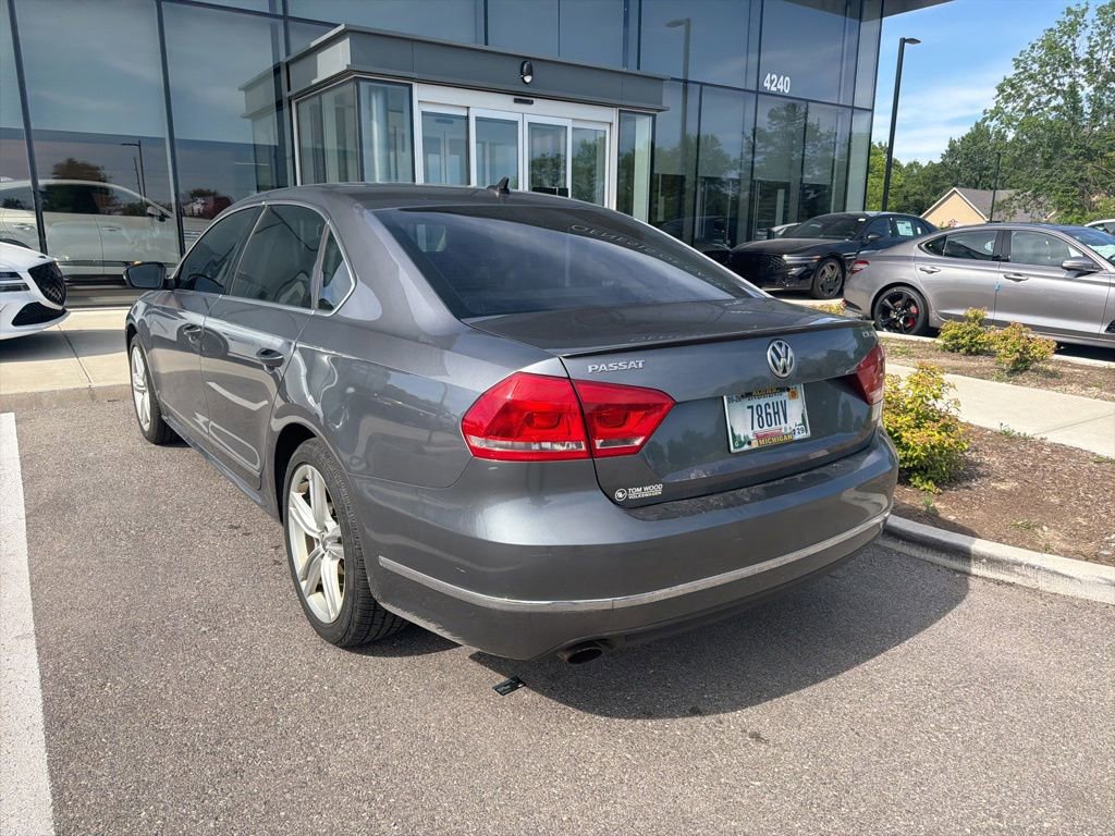 Used 2014 Volkswagen Passat 1.8T SEL Premium FWD image 12